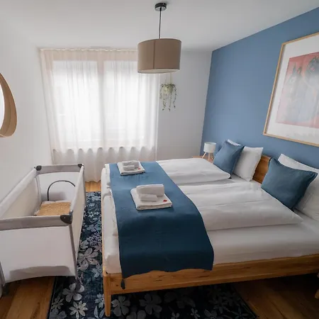 Chez Squirrel - Downtown, Hiking, Biking, Skiing * Lenzerheide