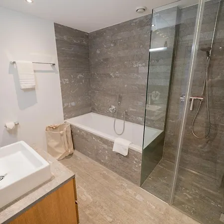 Apartment Chez Squirrel - Downtown, Hiking, Biking, Skiing Lenzerheide